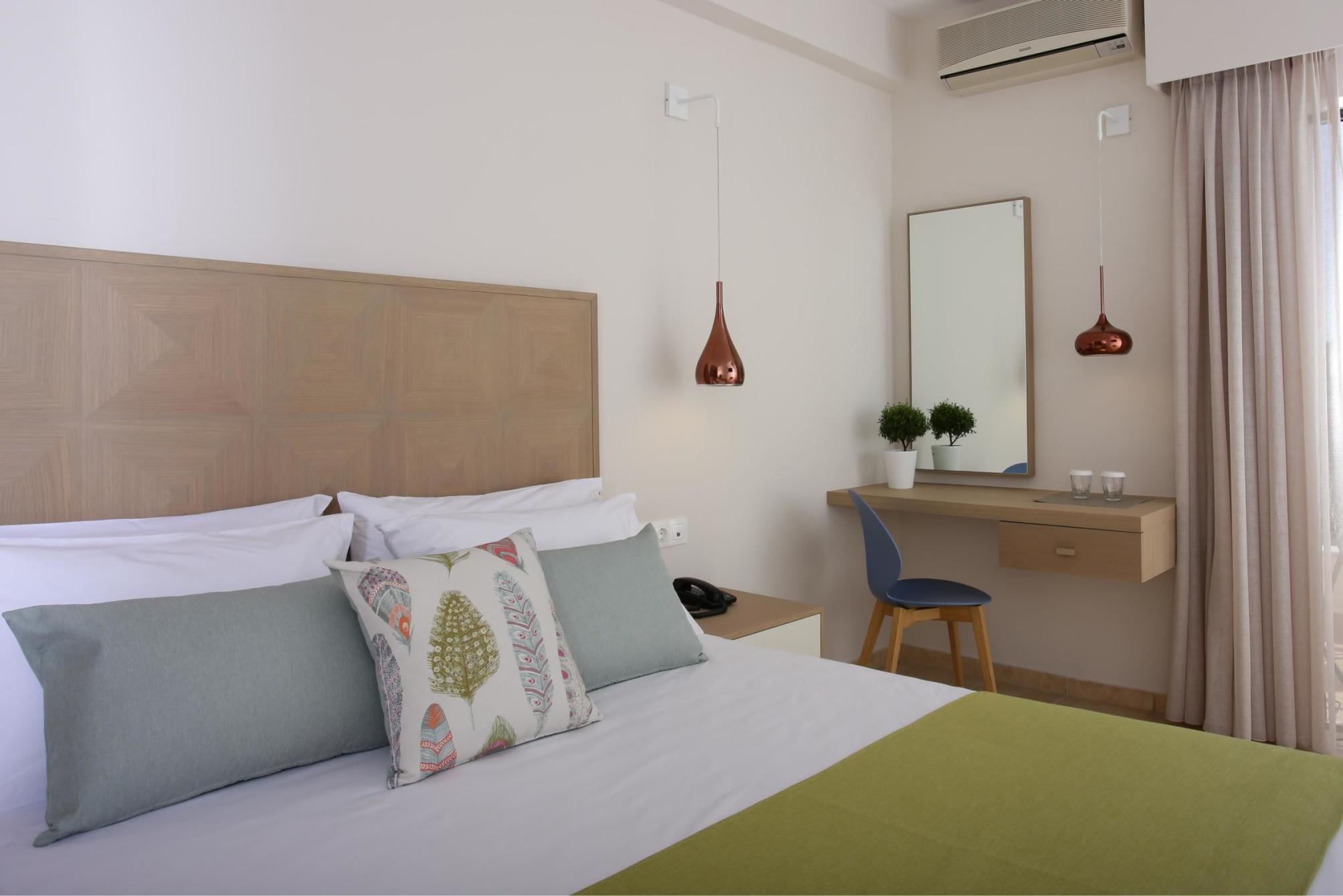

Milano - Ágios Márkos - Paradise Hotel Corfu
