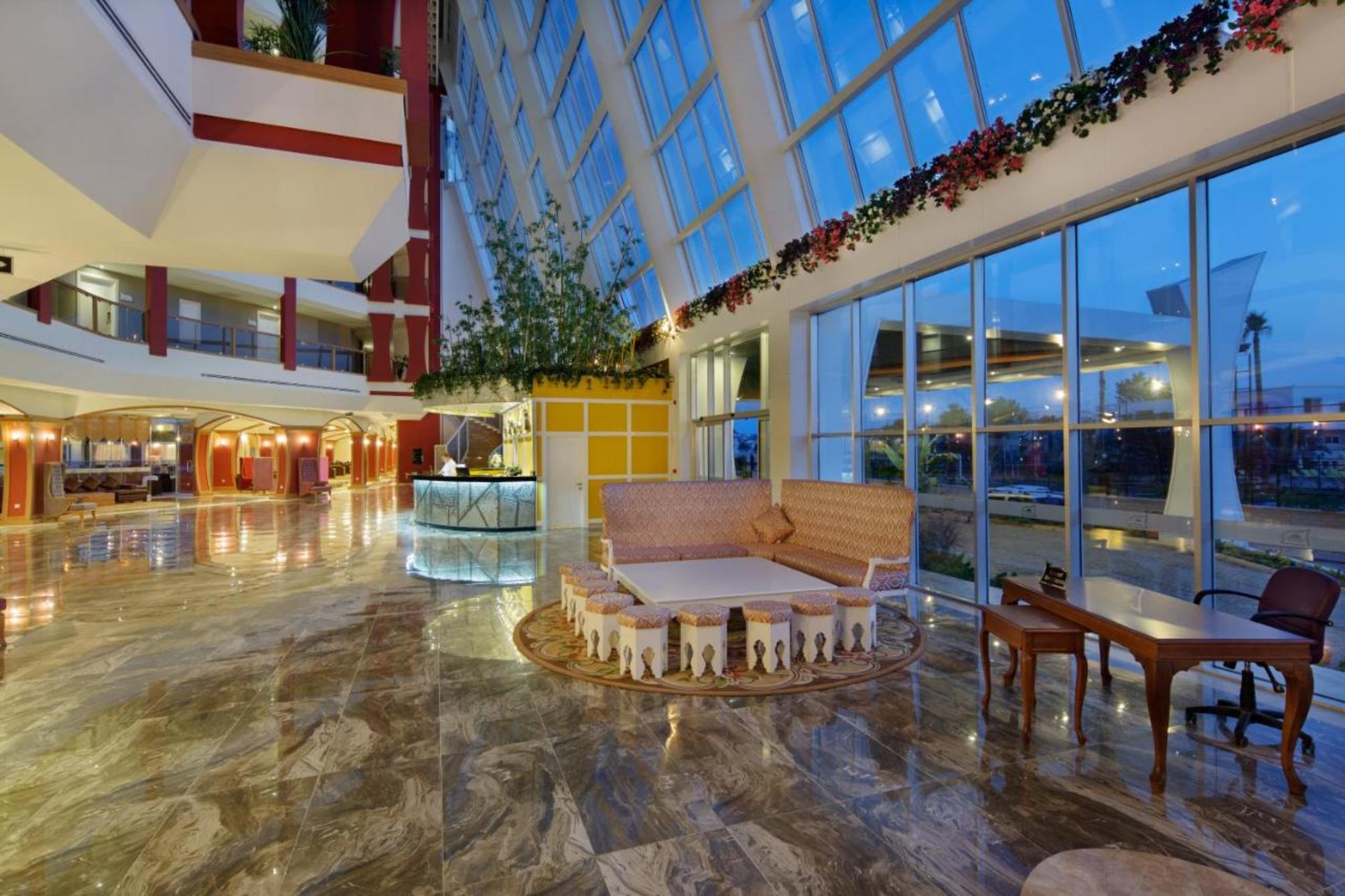 

Roma - Turkler - Senza The Inn Resort & Spa