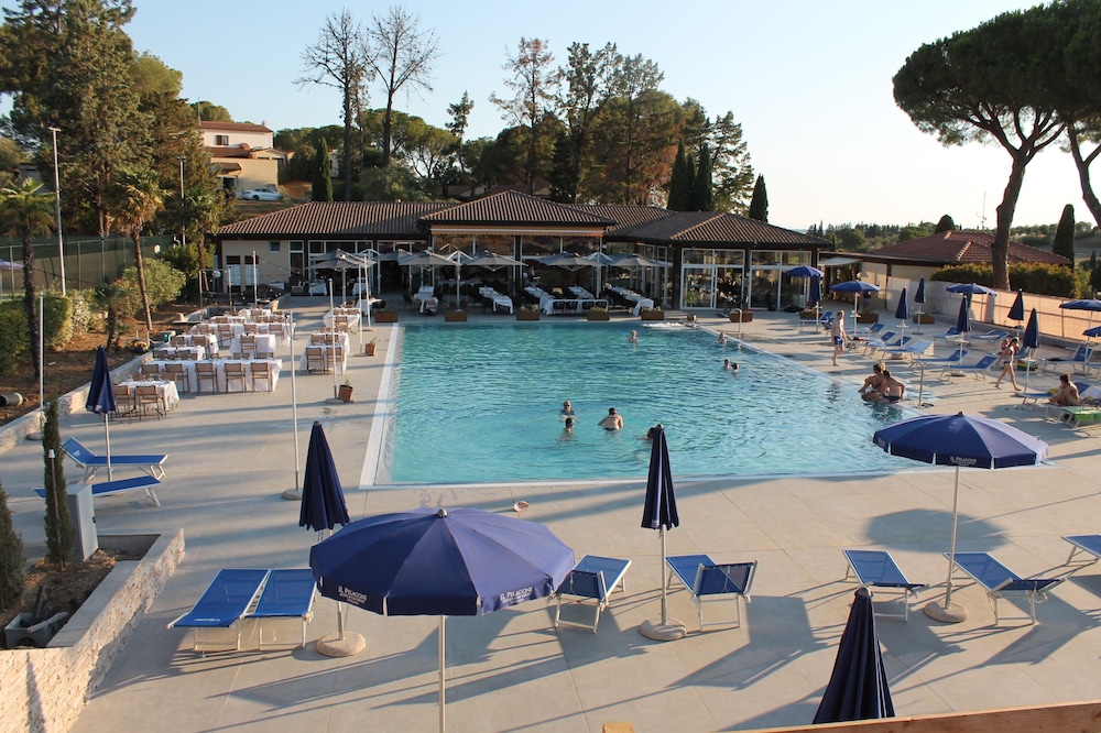

Napoli - Scarlino - Il Pelagone Hotel & Golf Resort Toscana
