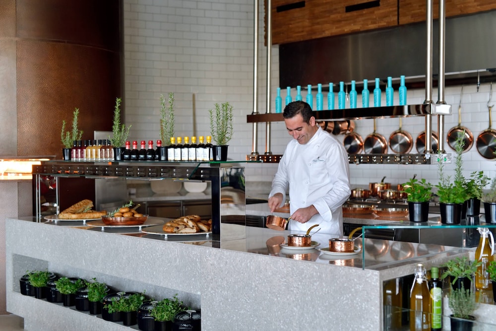 

Milano - Mu‘askar al Murtafi‘ah - JW Marriott Hotel Muscat