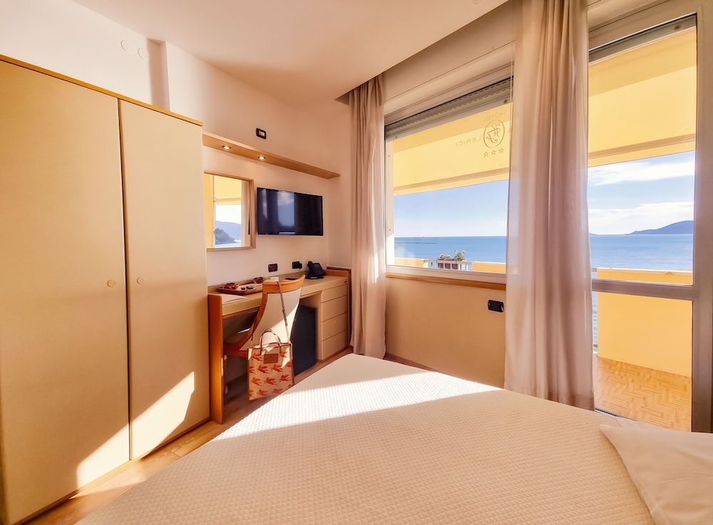 

Milano - Cinque Terre, Liguria - Hotel Florida Lerici