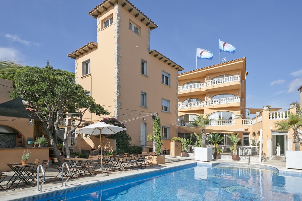 

Milano - Santa Cristina d'Aro - Apartamentos Barcarola