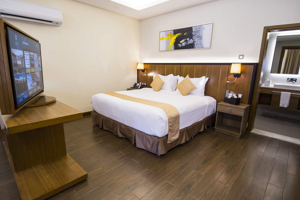 

Milano - Salalah - Belad Bont Resort