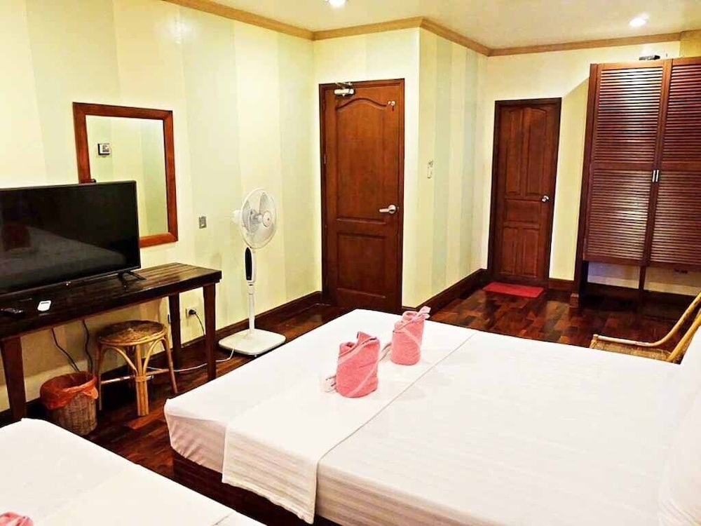 

Milano - El Nido - El Nido Beach Hotel