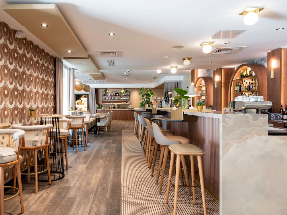 

Roma - Poissy - Mercure Paris Ouest Saint Germain