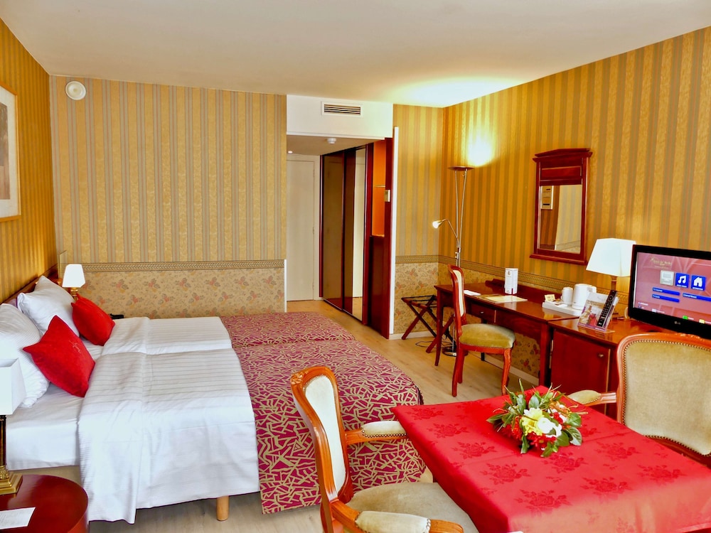 

Milano - Bruges - Golden Tulip Hotel De Medici