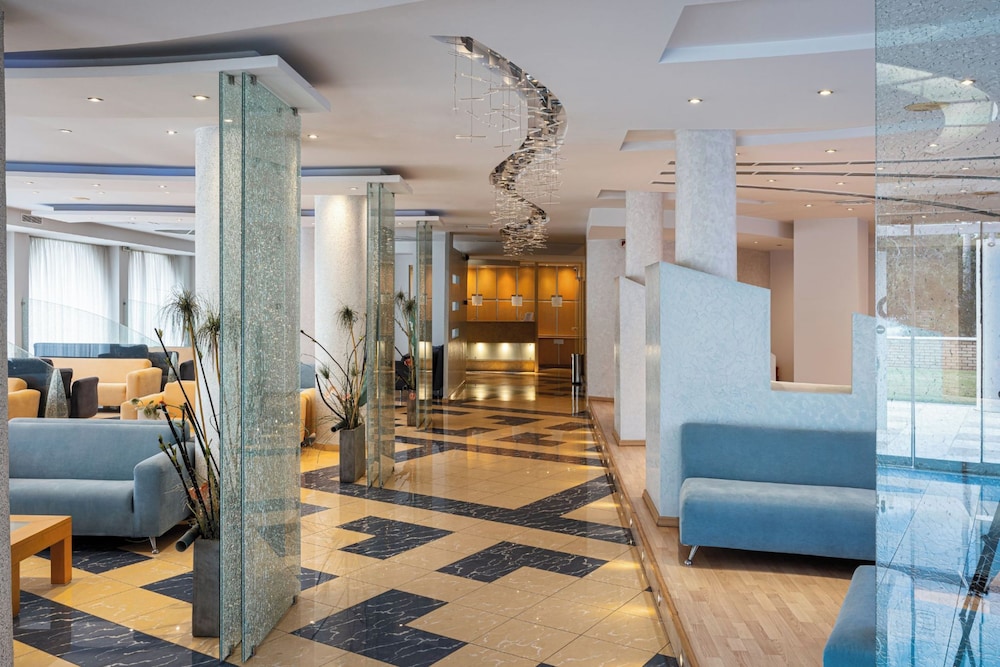 

Roma - Vari - Kreoli Hotel