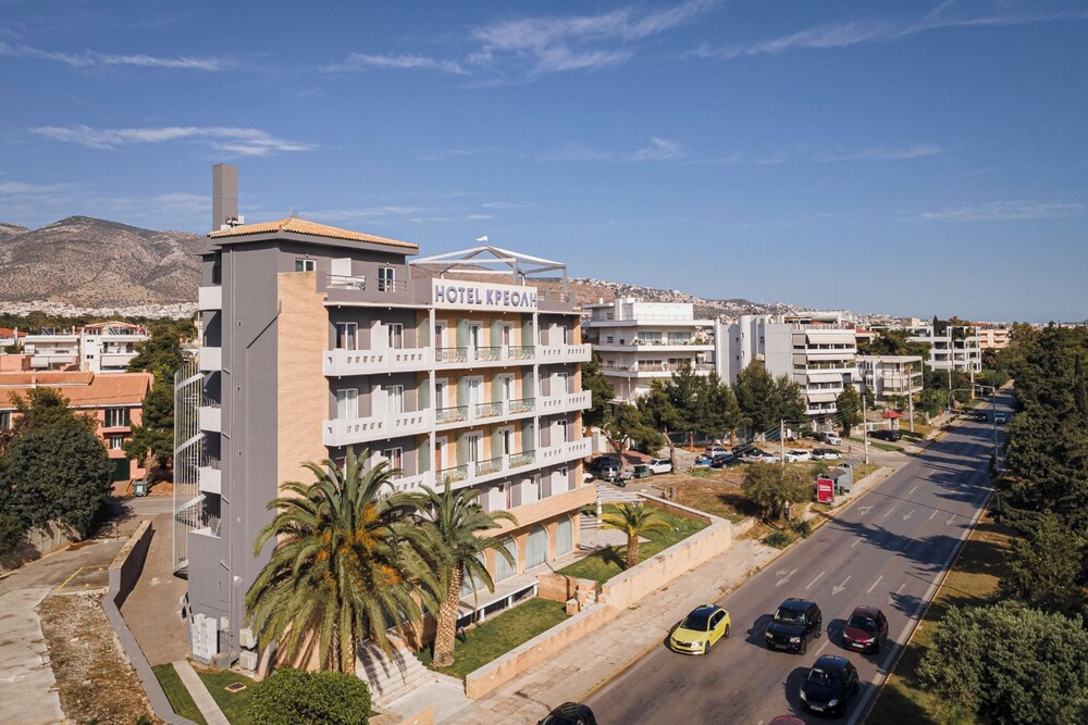 

Milano - Vouliagmeni - Kreoli Hotel