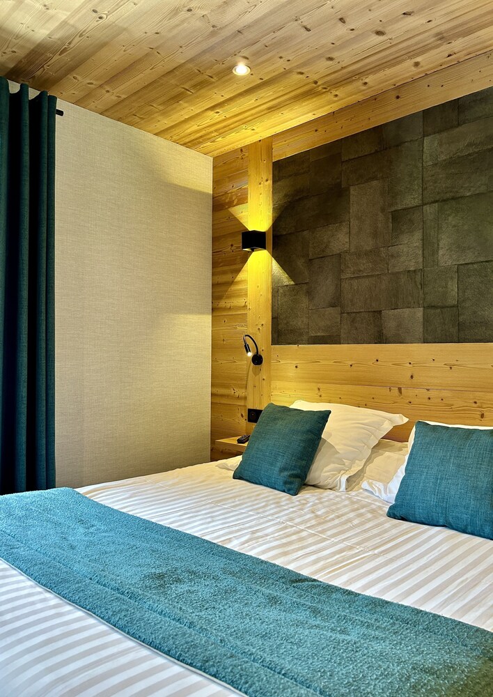 

Napoli - Champéry - Hameau des Prodains - Hôtel