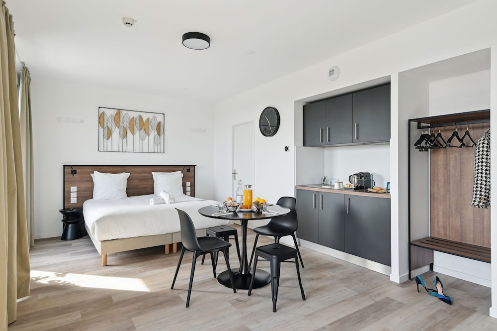 

Verona - Colombes - All Suites Appart Hotel Paris Ouest Colombes