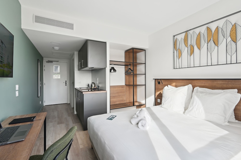 

Trieste - Colombes - All Suites Appart Hotel Paris Ouest Colombes