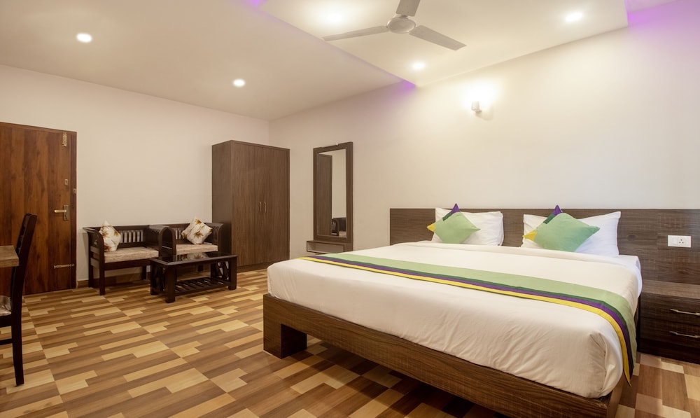 Madikeri - Treebo Elite Plaza, 700 Mtrs From Madikeri Fort