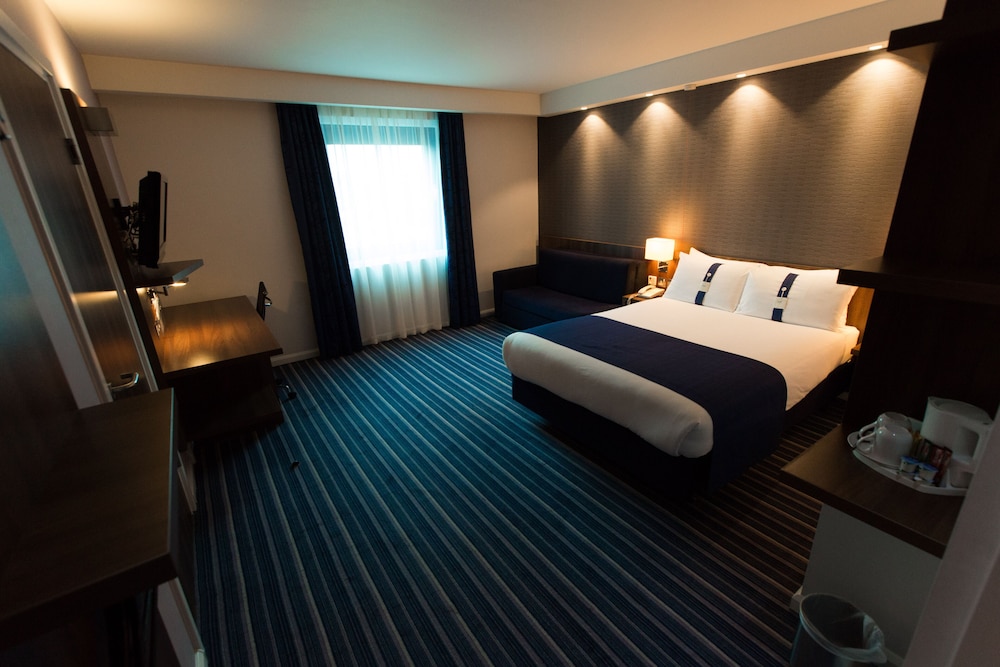 

Firenze - Ilford - Holiday Inn Express LONDON - STRATFORD