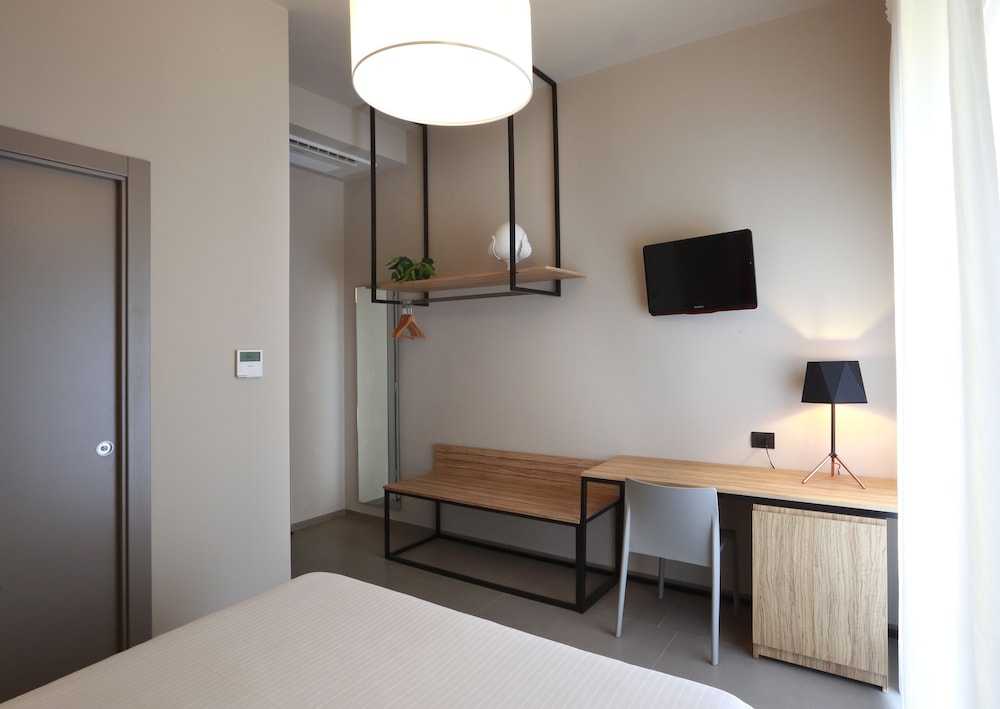 

Napoli - Lecce - Hotel Aloisi