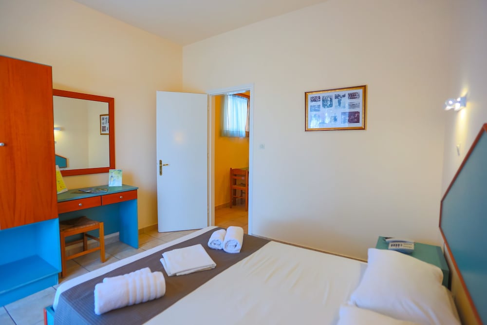 

Roma - Theologos, Rhodes - Filoxenia Hotel Apartments