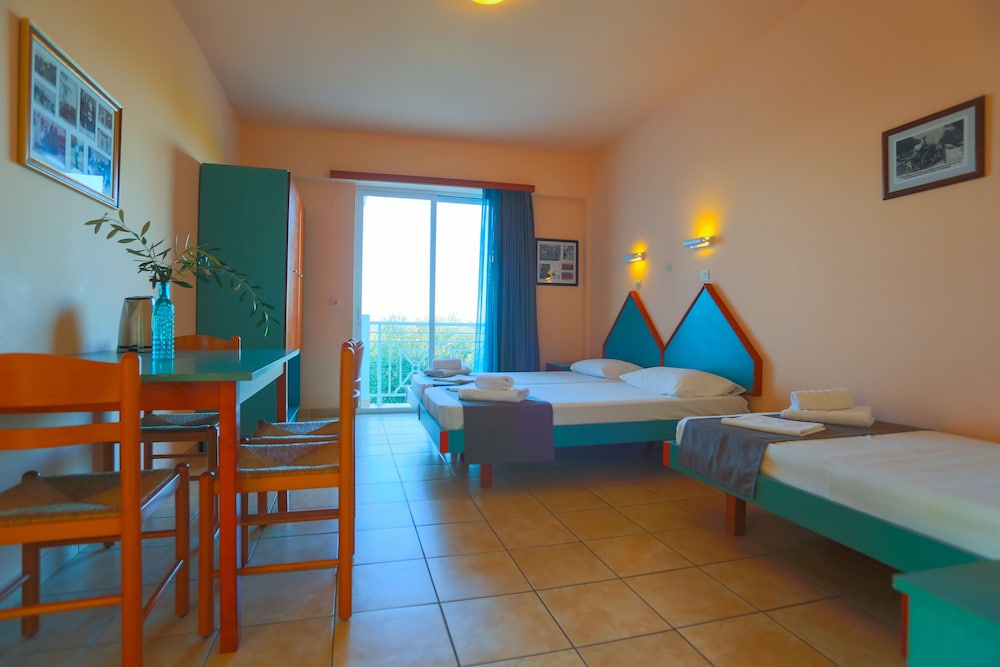 

Roma - Theologos, Rhodes - Filoxenia Hotel Apartments