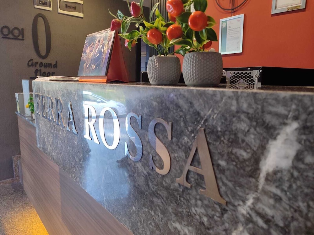 

Roma - Regione di Antalya, Turchia - Terra Rossa