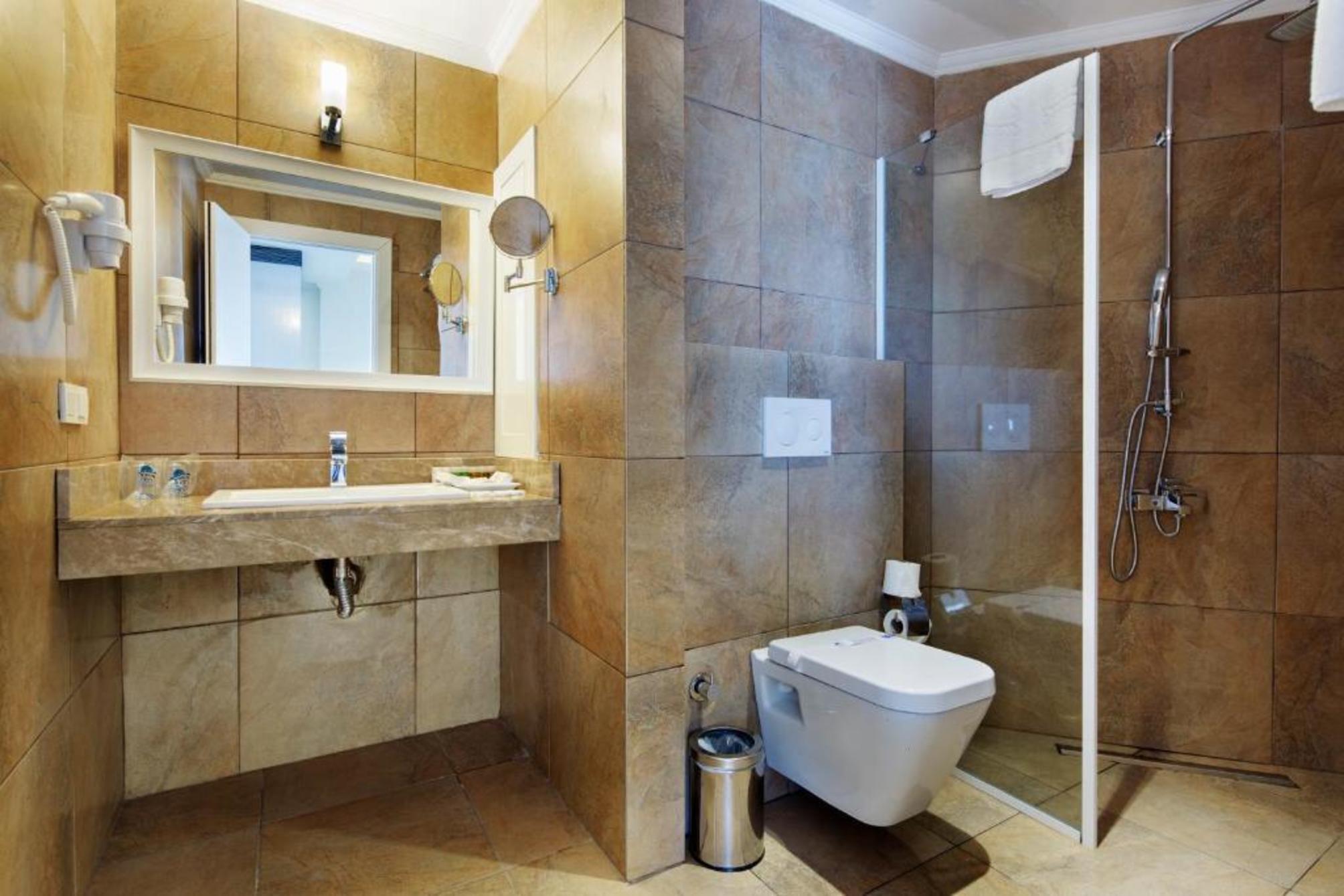 

Milano - Turkler - Senza The Inn Resort & Spa