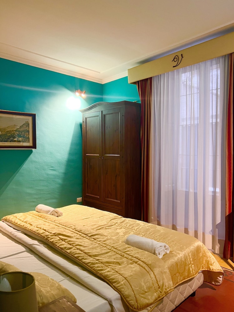 

Roma - Catania - Hotel Valentino