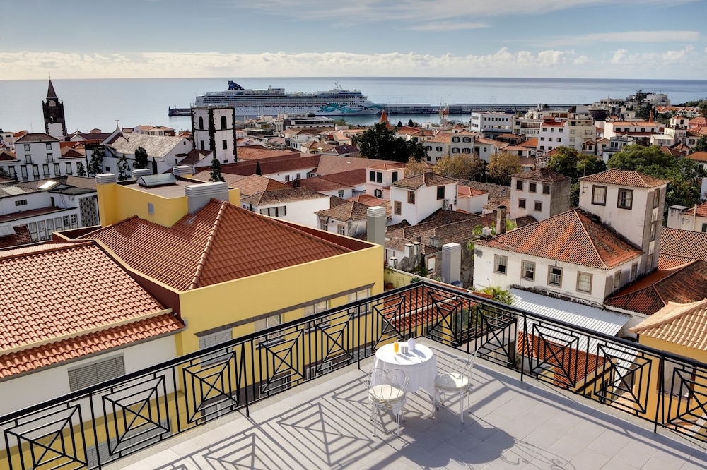 

Bari - Funchal - Hotel Orquidea
