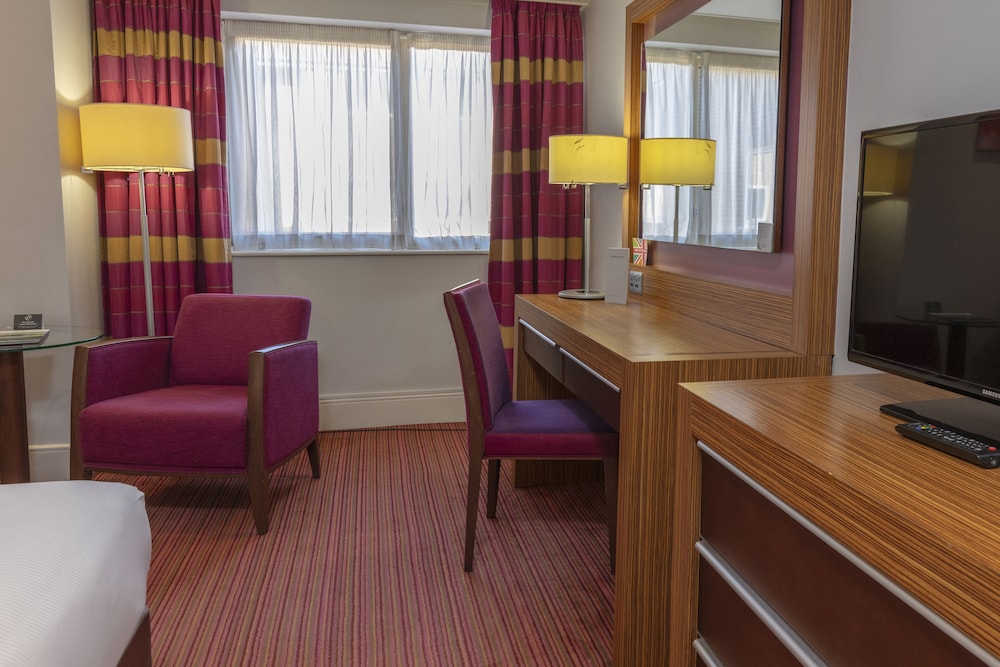 

Roma - Pluckley - Ashford International - A Qhotel