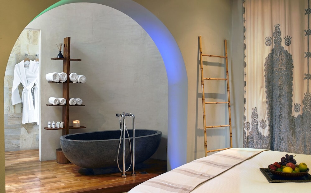 

Firenze - Playa es Figueral - The Giri Residence Hotel & Spa