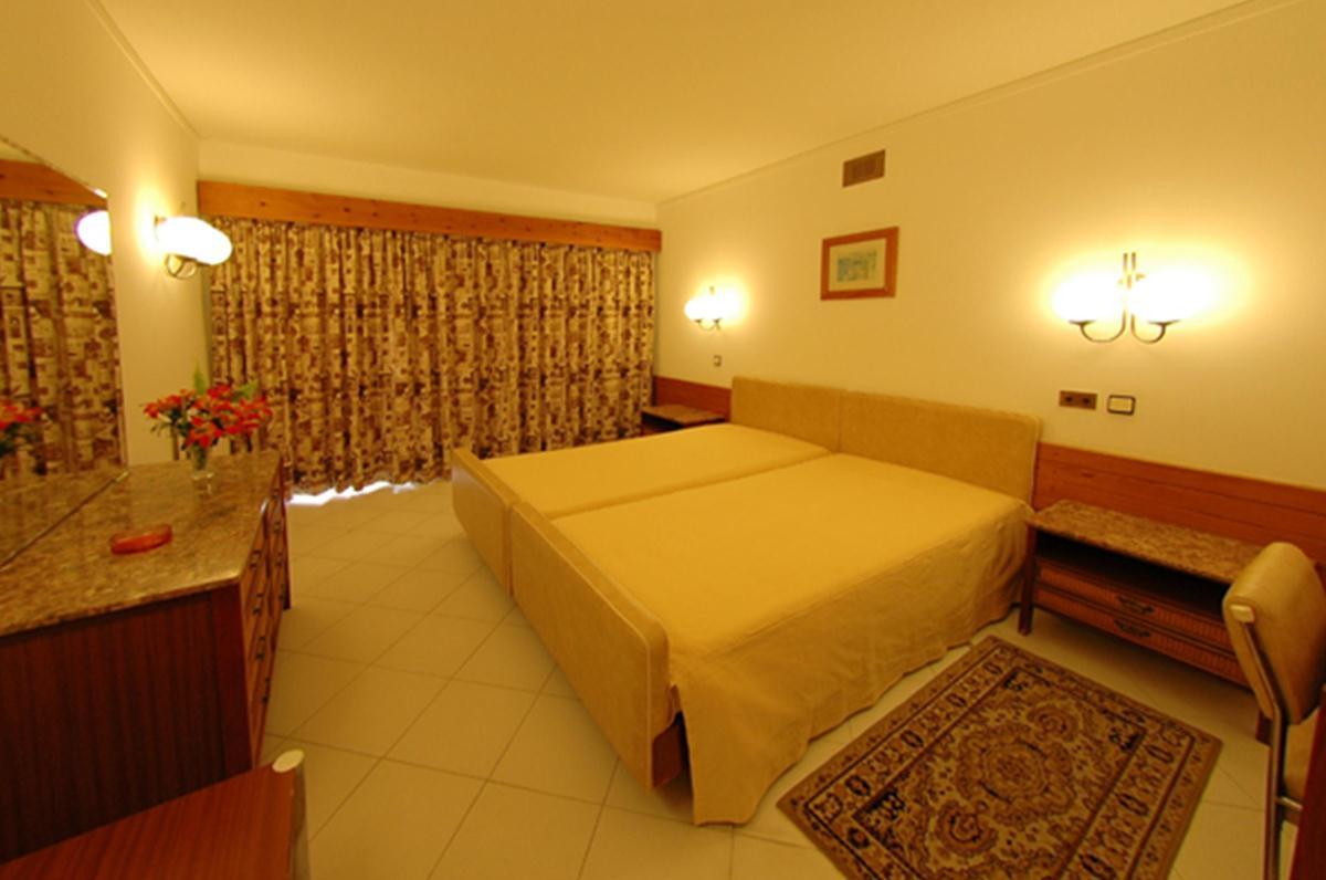 

Trieste - Armacao de Pera - Apartamento beira mar