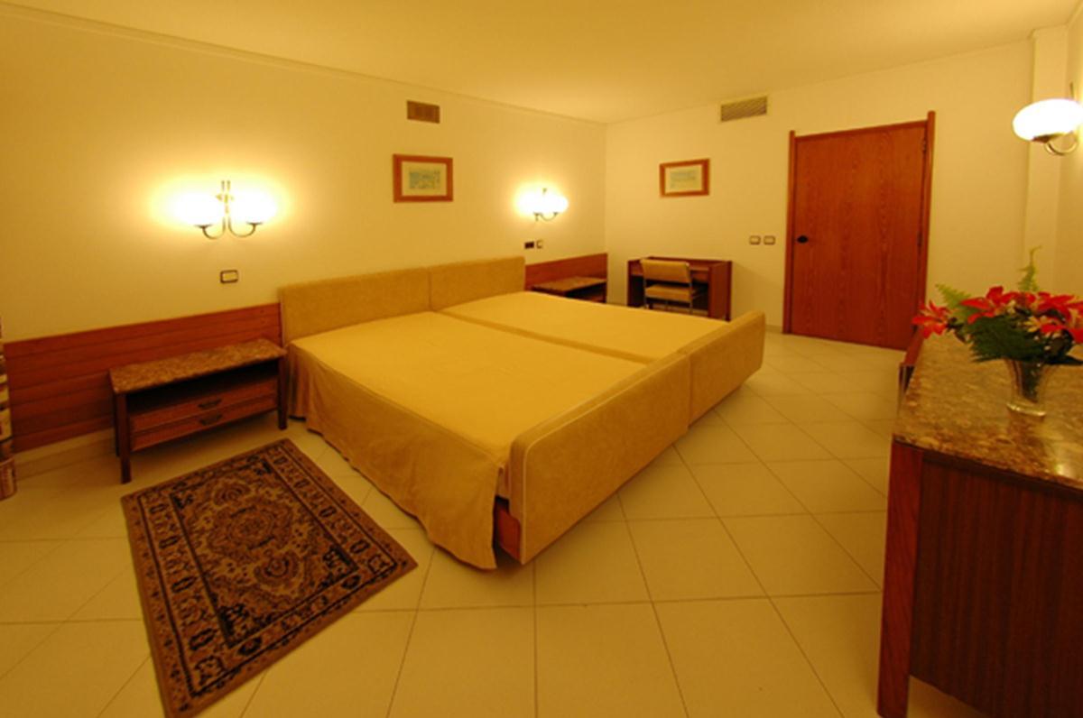 

Milano - Carvoeiro - Hotel Apartamento Algar