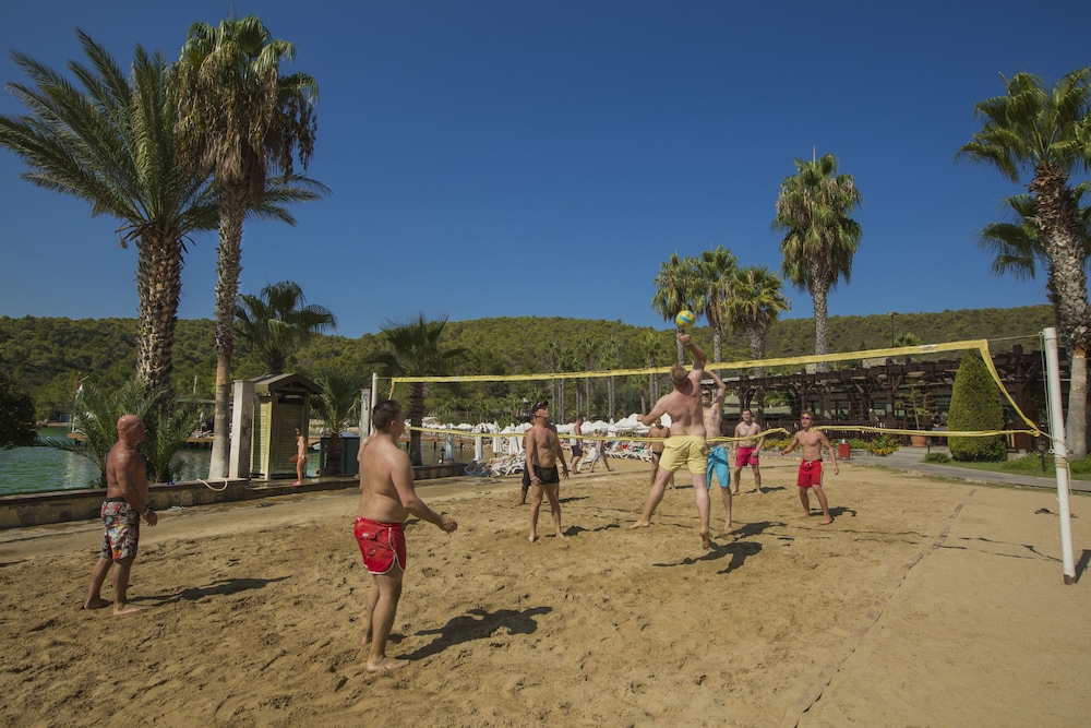 

Bologna - Güvercinlik - Green Bay Resort & Spa