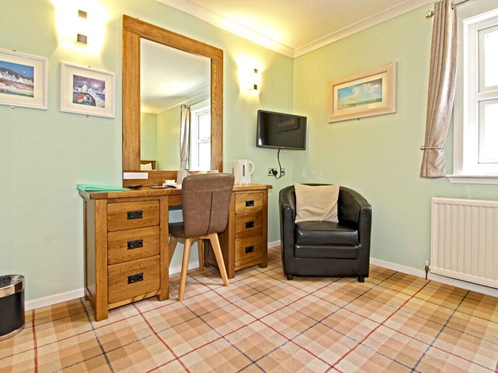 

Napoli - Isle of Skye - Tingle Creek Hotel