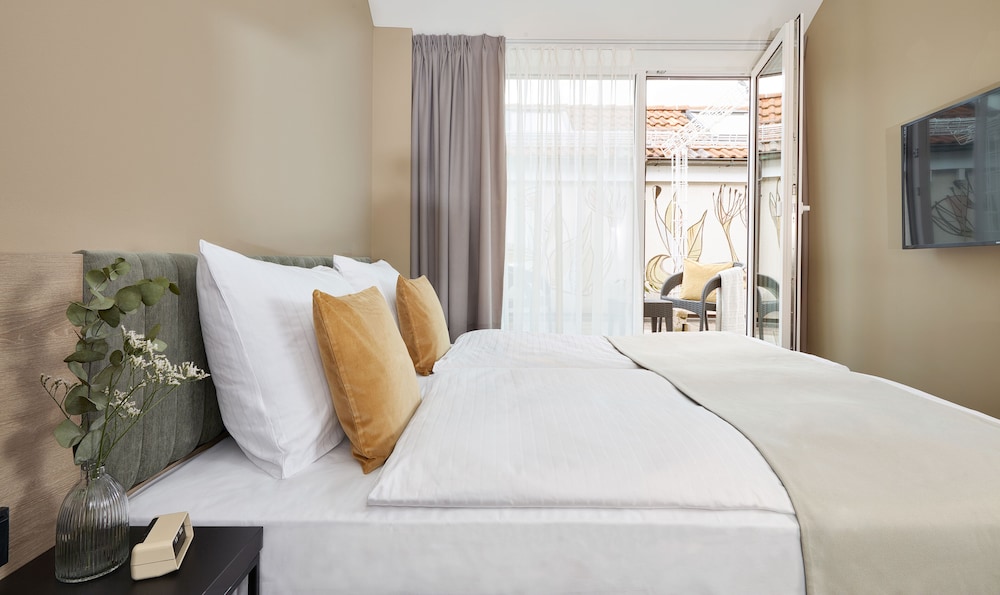 

Napoli - Border Nurenberg Fue - Living Hotel Nürnberg