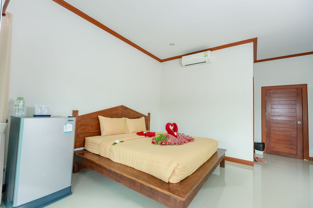 

Venezia - Khlong Thom - Saline Hot Spring Resort