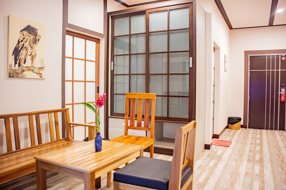 

Milano - Khlong Thom - Saline Hot Spring Resort