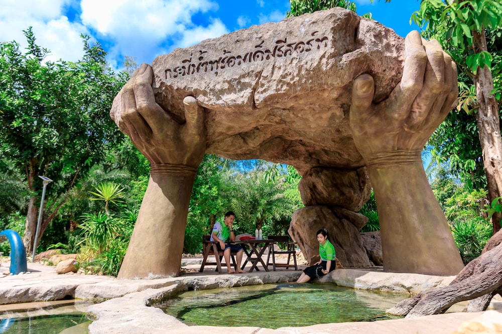 

Milano - Khlong Thom - Saline Hot Spring Resort