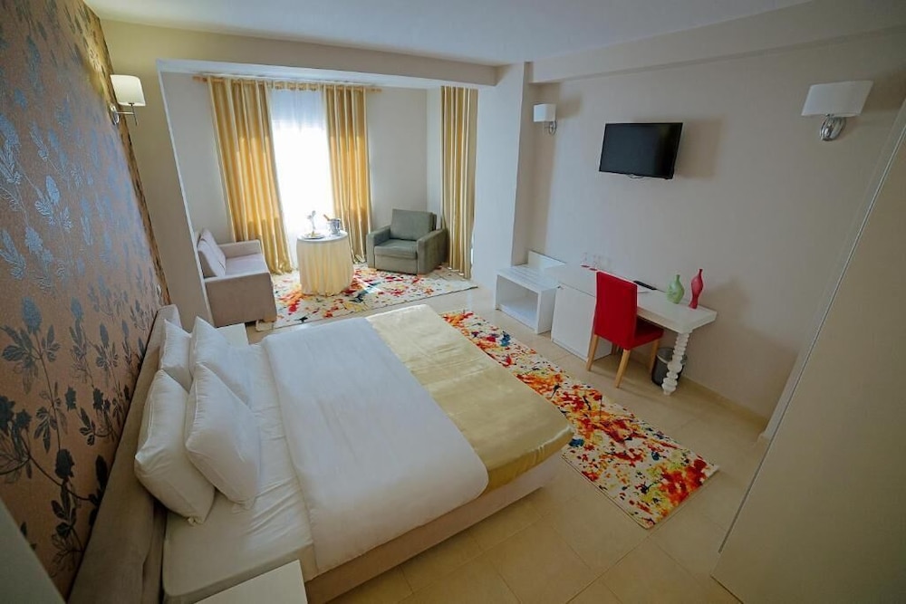 

Bari - Durrës - Sun Hotel