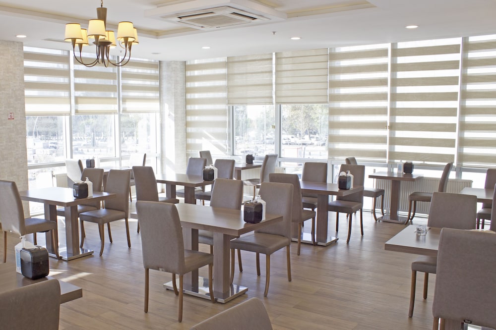 

Bologna - Büyükçekmece - Sarissa Hotel