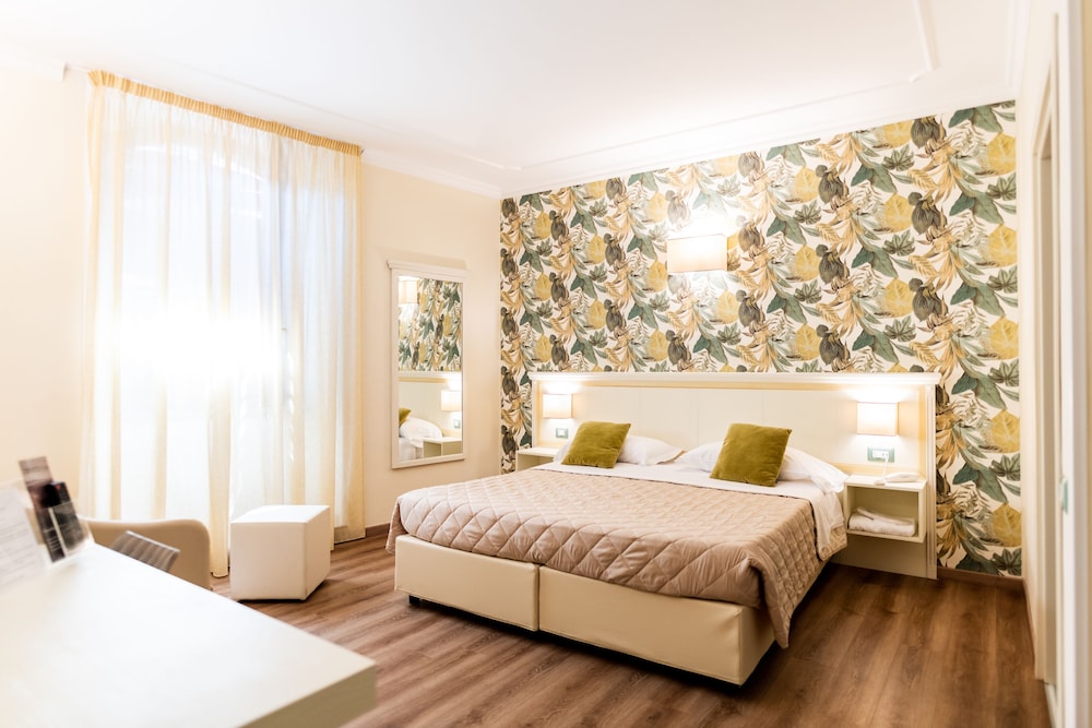 

Napoli - Orvieto - Hotel Corso