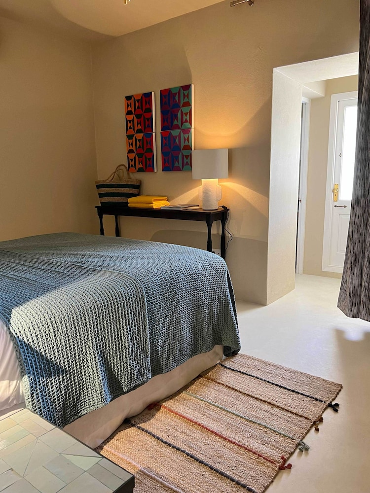 

Venezia - Sant Joan de Labritja - Gare du Nord Hotel