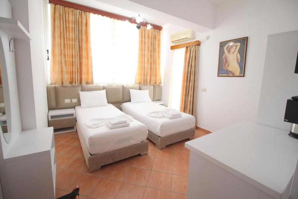 

Verona - Sarandë - Hotel Oskar