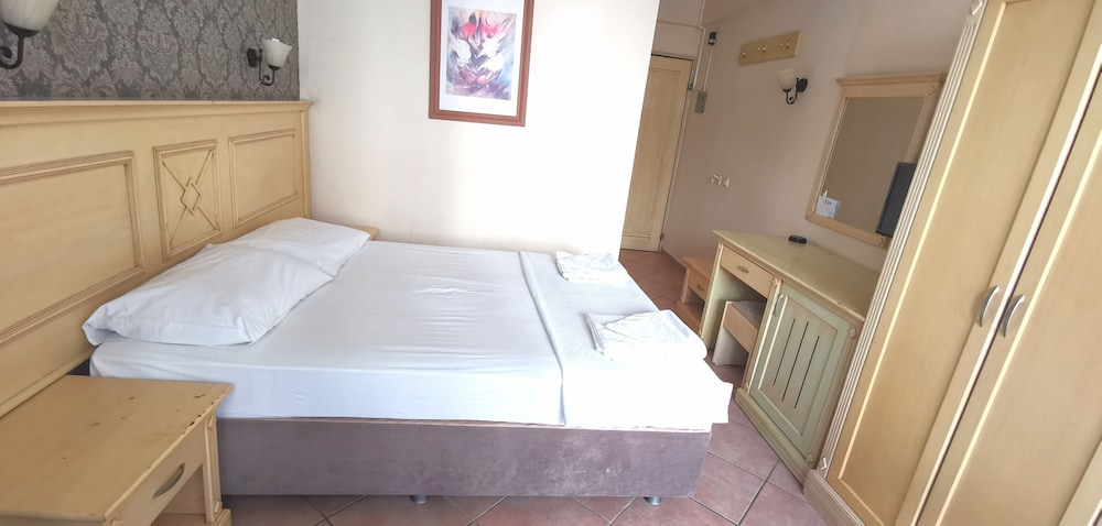 

Milano - Marmaris - Intermar Hotel