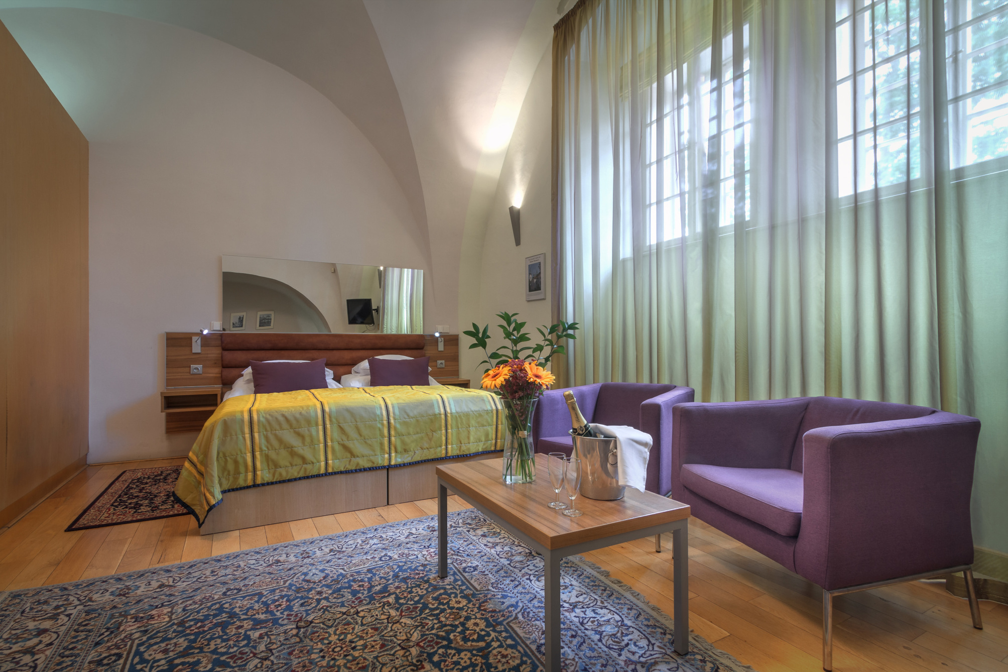 

Roma - Praga, Aeroporto Václav Havel - Monastery Hotel
