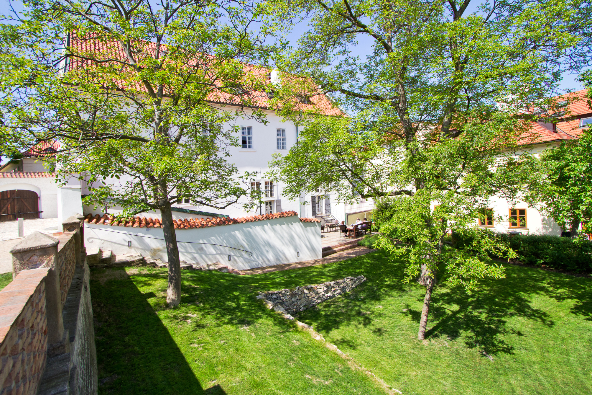 

Torino - Praga, Aeroporto Václav Havel - Monastery Hotel