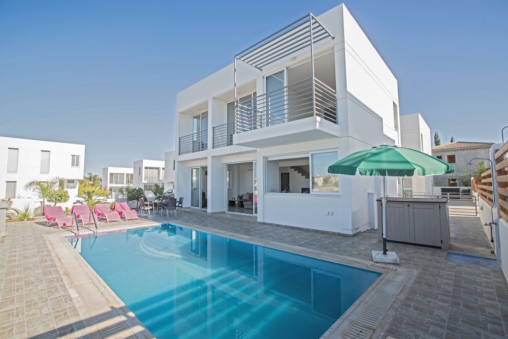 

Milano - Paralimni - Protaras Perle Villa Pe16