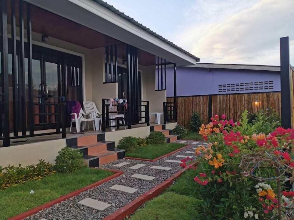 

Roma - Koh Lanta - Laila place 1415