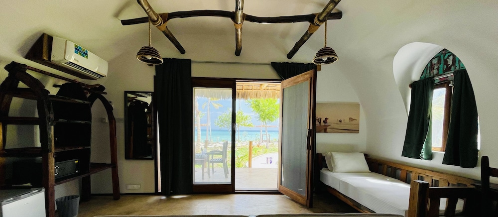 

Bologna - Kizimkazi - Aya Beach Resort