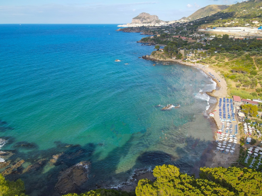 

Verona - Campofelice di Roccella - Cefalu Resort - Sporting Club