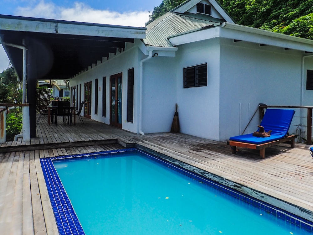 

Napoli - Savusavu - Daku Resort