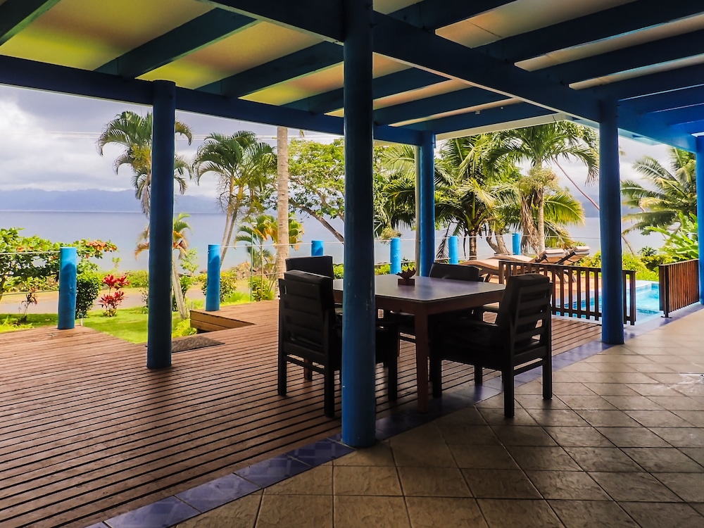 

Roma - Savusavu - Daku Resort