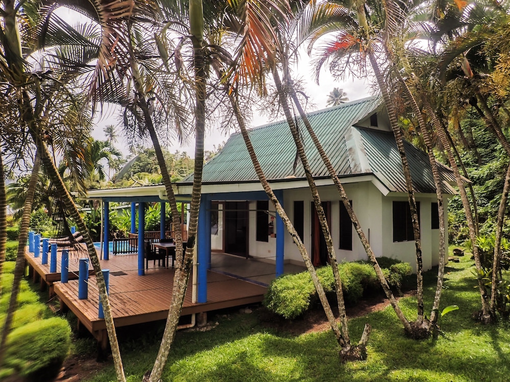 

Roma - Savusavu - Daku Resort