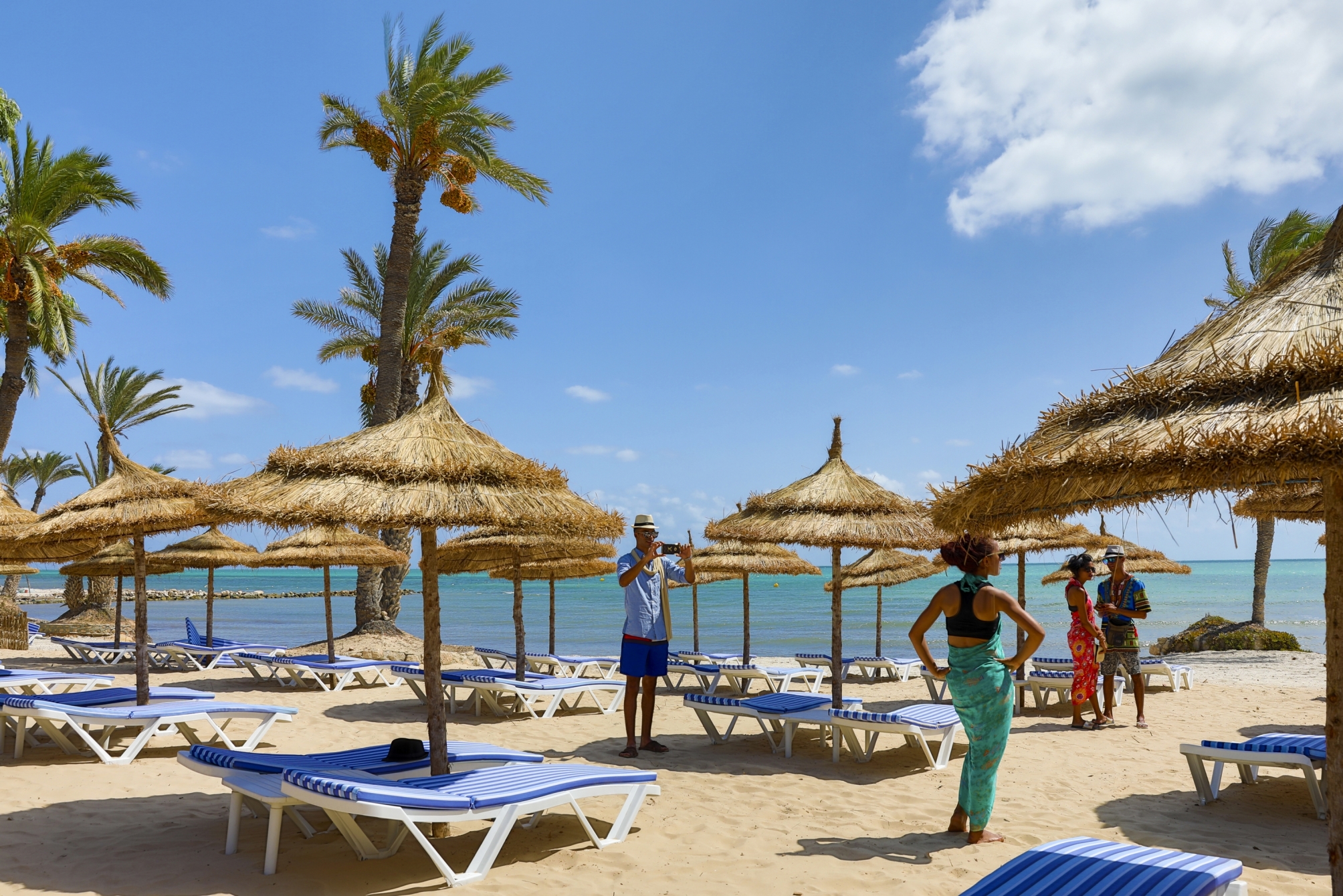 

Roma - Taguermess - Hari Club Beach Resort